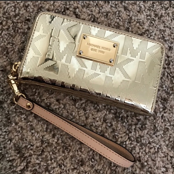 Michael Kors Handbags - MK Wallet